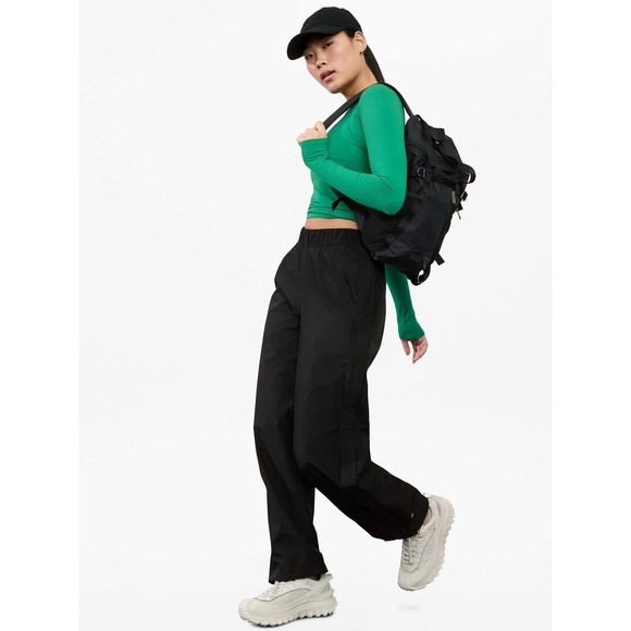Athleta Pants - Athleta Rainout Traverse Pant Womens Size M Black Waterproof Wide Leg Sporty NWT